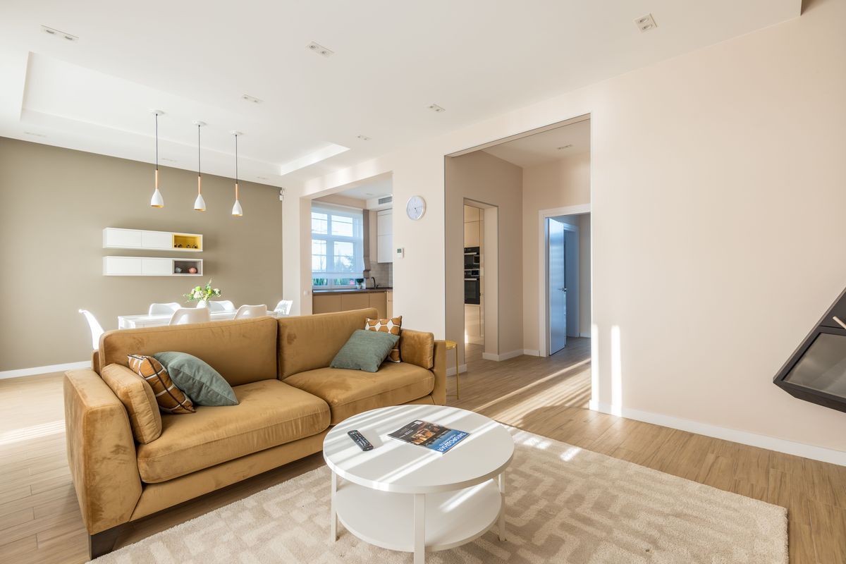 A fresh, tidy living room